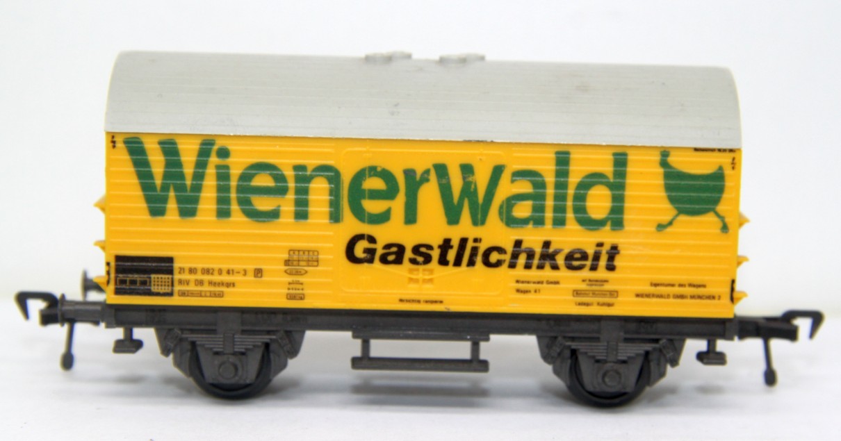 Fleischmann 5041, boxcar,  "Wienerwald Gastlichkeit",
