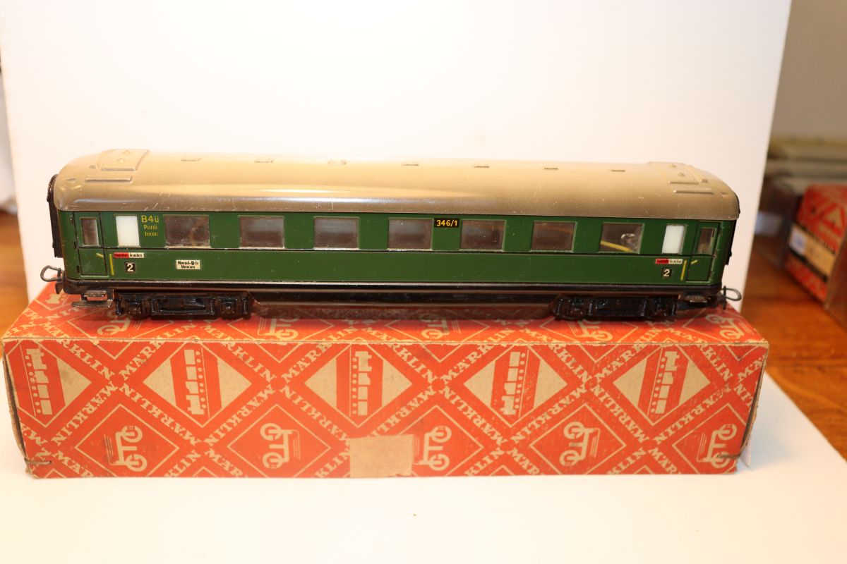 Märklin 4006 (346/1), Schürzenwagen, dunkelgrün, 2.Klasse,  in uralter Originalverpackung 