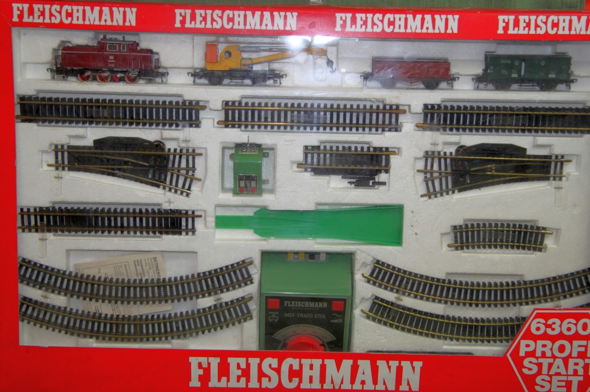 Fleischmann 6360, Startset mit Diesellok, DC, Spur Ho, mit OVP