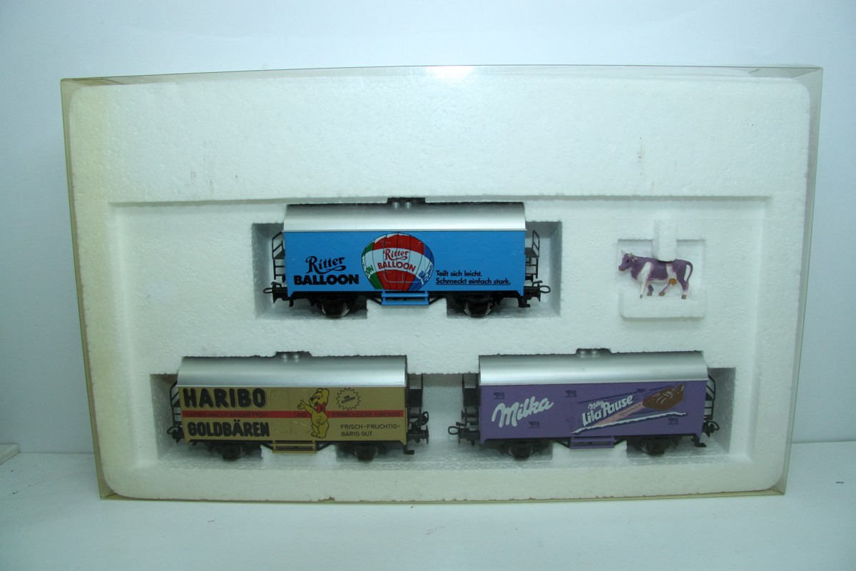 Märklin 84418, Güterwagen-Set  mit Aufschrift "3 exklusive Leckerbissen", siehe Bilder,  AC, Spur H0, mit Originalverpackung. 