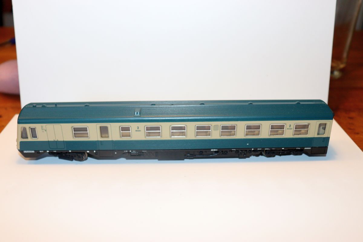 Lima 201090 & 201091,  DB Triebwagen 628 004-4 beige-türkis 2-teilig,  Epoche 4