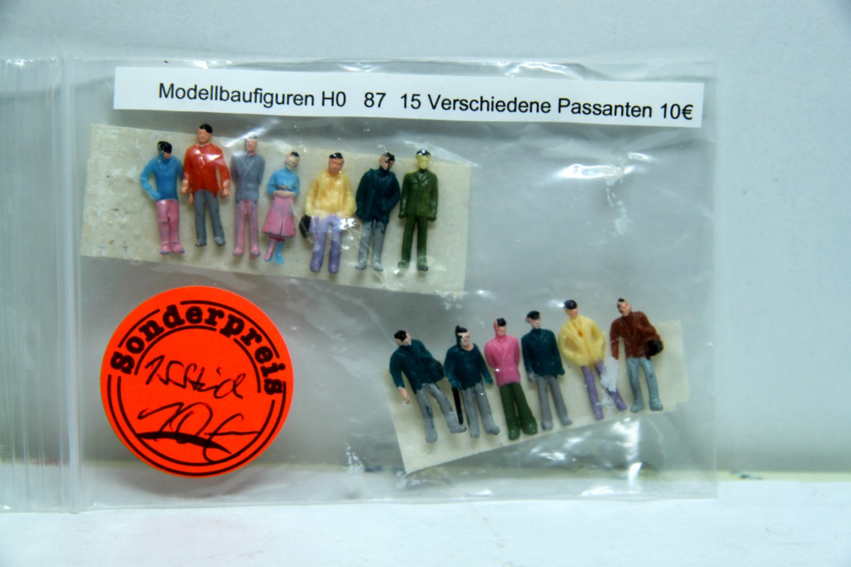 Modellbaufiguren-Set Nr. 87, verschiedene  Passanten, 15 Stück, für Spur H0, in Ersatzverpackung, Sonderpreis