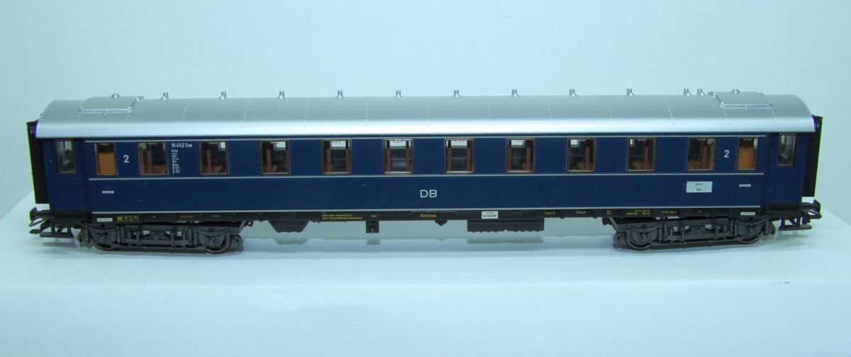 Märklin SW18231, Personenwagen aus Wagenset 42753, blau, Kurzkupplung