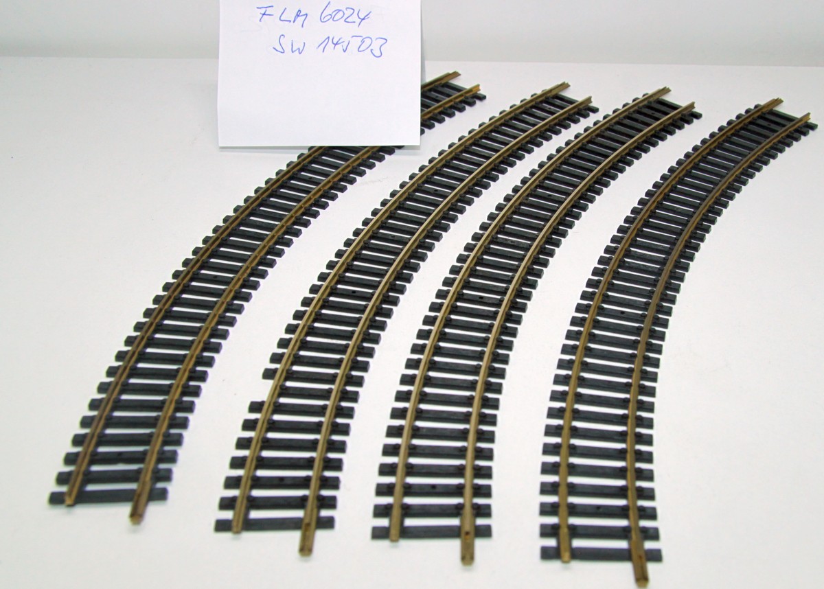 Fleischmann gebogenes Gleis 6024, Radius R1, Radius 357 mm, Winkel 45°, DC, Spur H0, ohne Originalverpackung,
