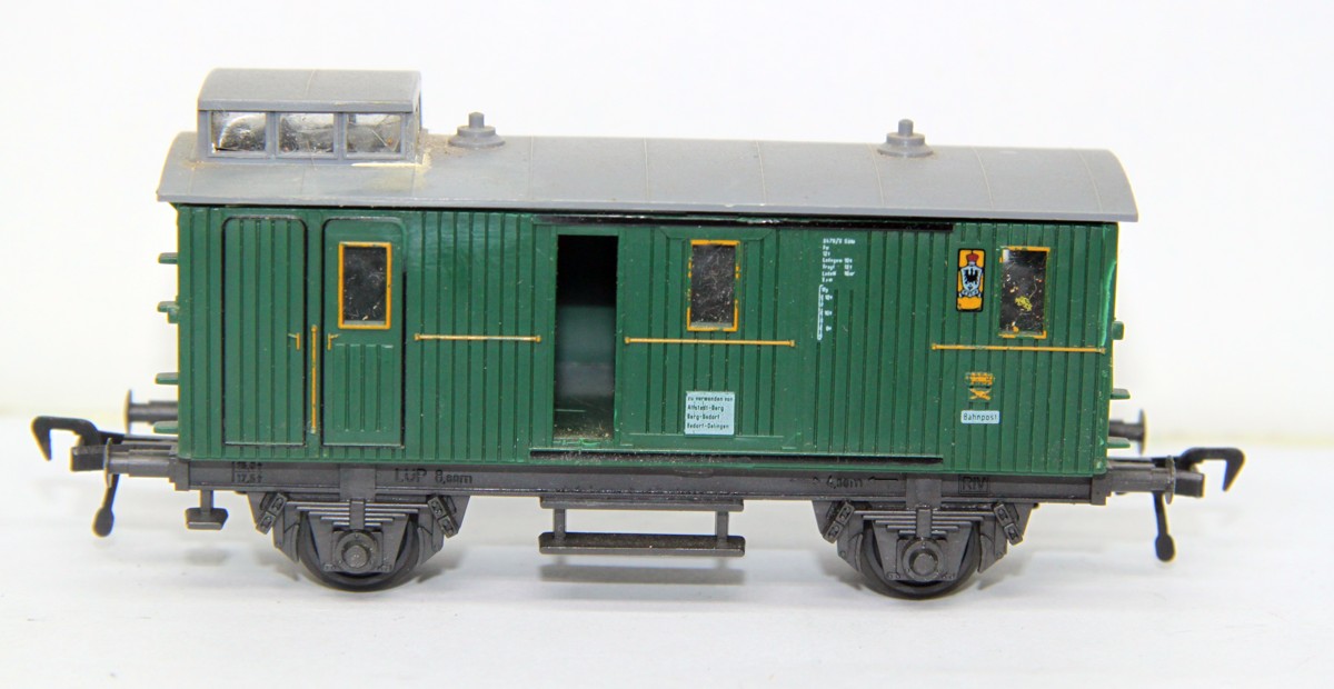 Fleischmann 5000, Gepäckwagen Bahnpostwagen der K.P.E.V., grün, DC, Spur H0, mit Ersatzverpackung