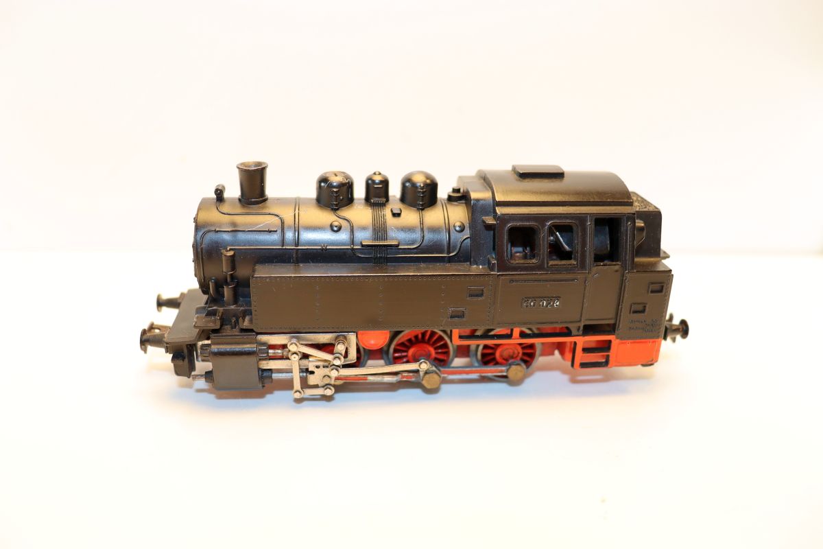 Kleinbahn SW21243, Dampflok BR 80 028 der DR