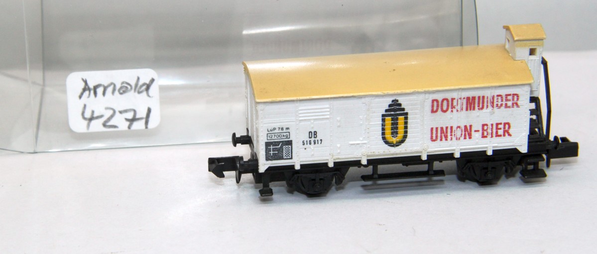 ARNOLD 4271, Gedeckter Güterwagen "Dortmunder Union Bier" mit Bremserhaus, DC, Spur N, in ErsatzVP