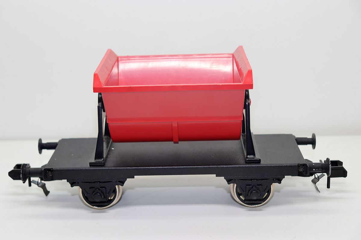 Märklin SW19661, Tipper lorry, from the Märklin set 54406, red, AC, for track 1, 