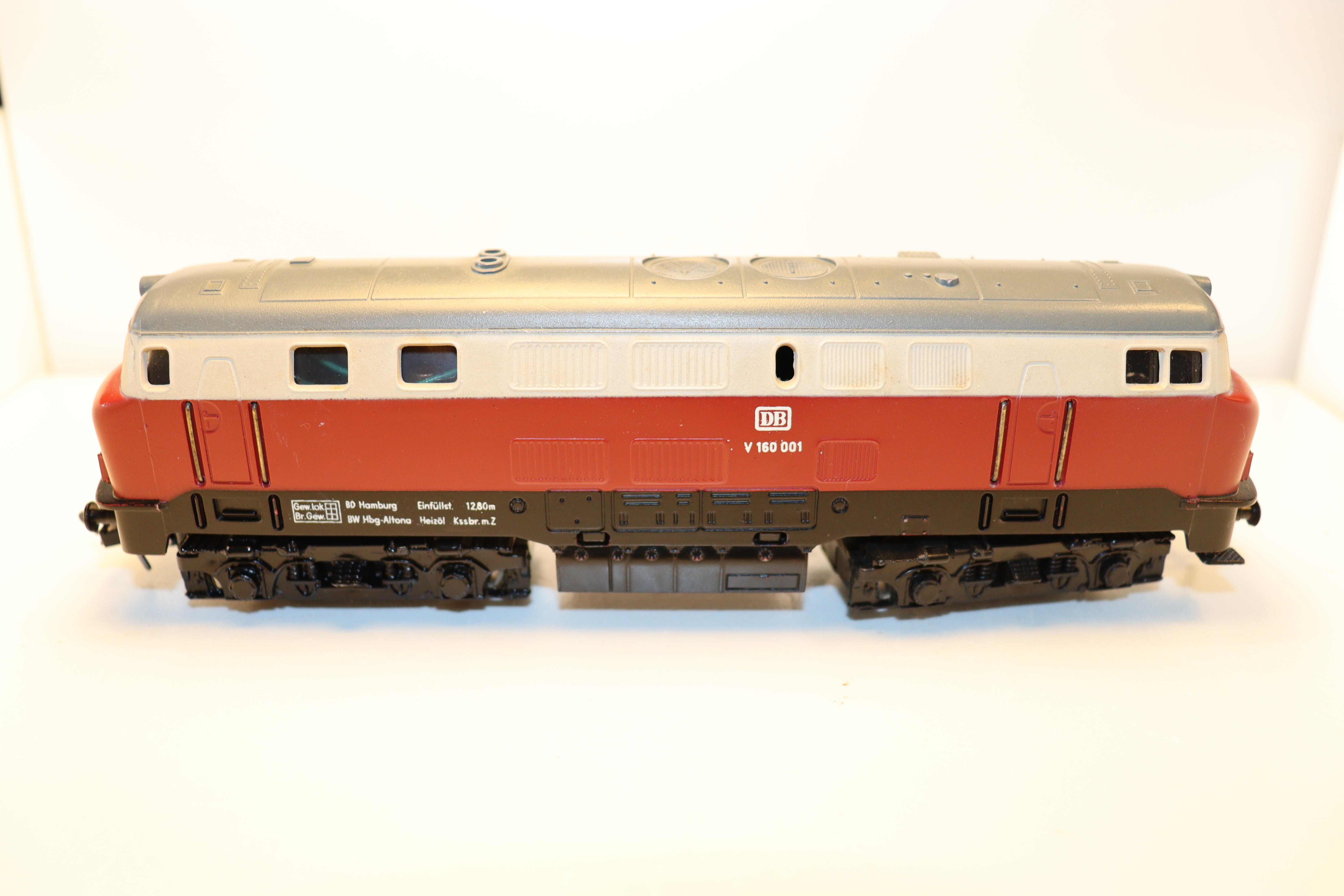 Unknown SW12227, diesel double locomotive, with/without DB V160001 engine, red/beige, DC, for H0 gauge, 