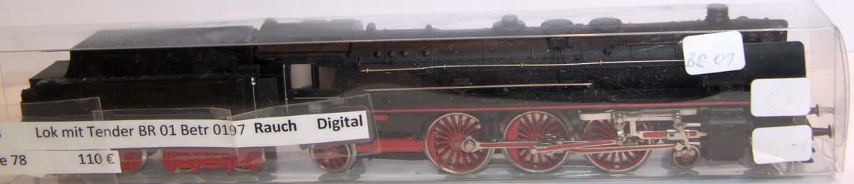 Verpackung der Märklin 3048, Dampflokomotive mit Tender,  BR 01 der DB, 