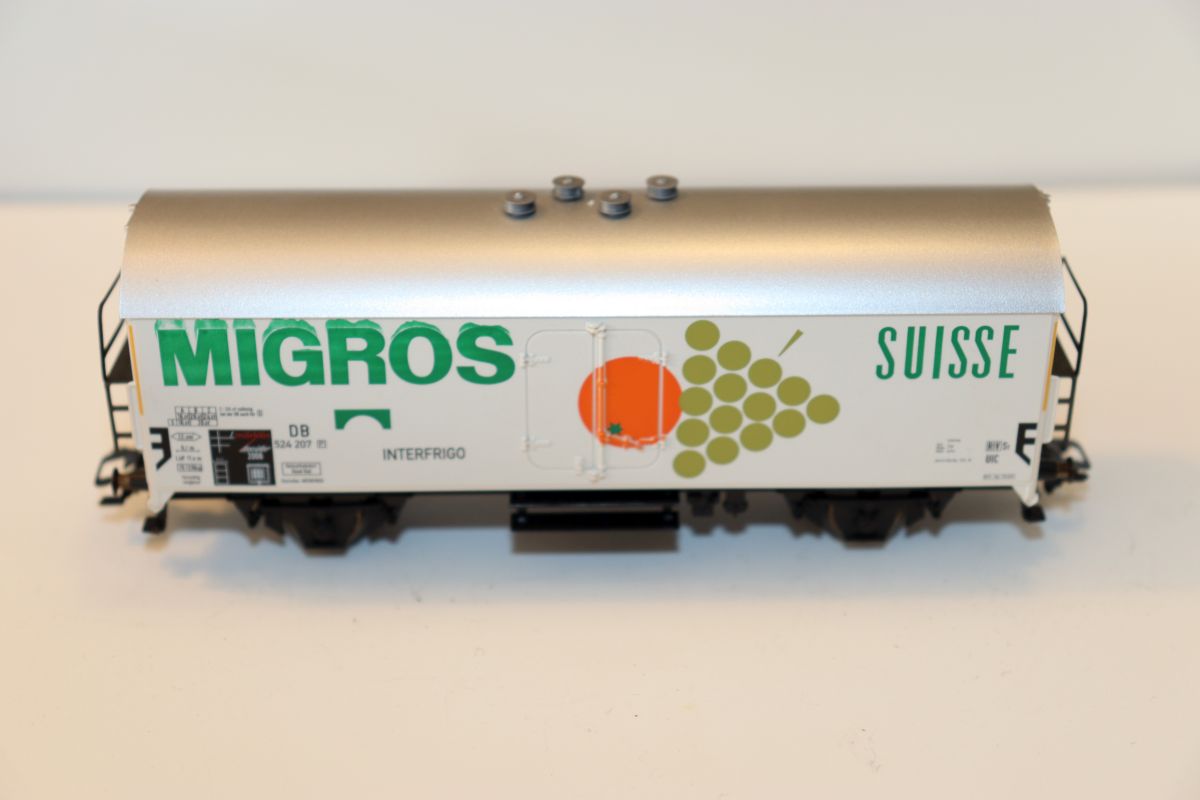 Märklin 48150, Migros Suisse refrigerator car, 2006 annual car, AC, for H0 scale, see pictures,