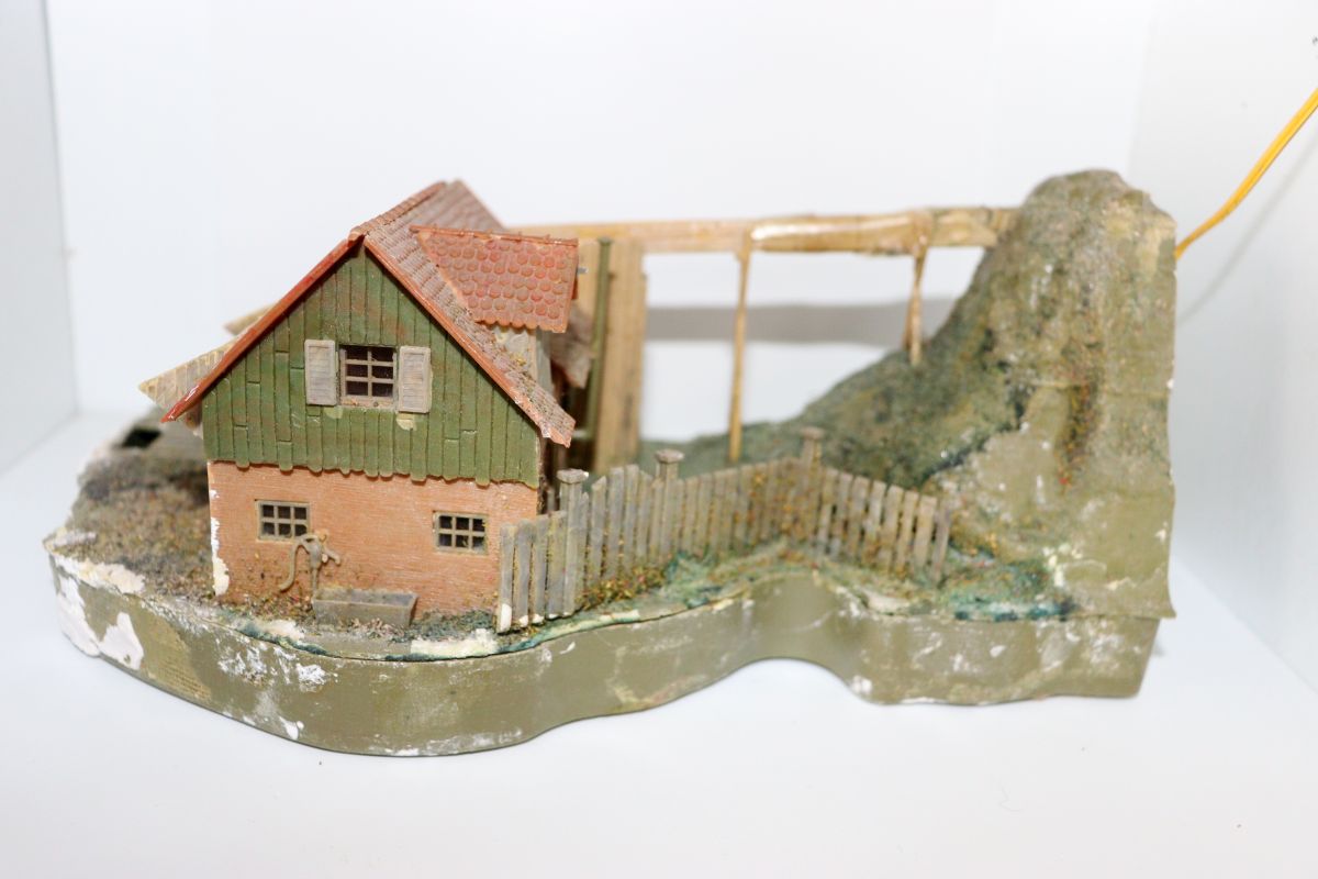 Watermill Model Kit Model kit SW21661, watermill (already assembled from a kit, the item ...