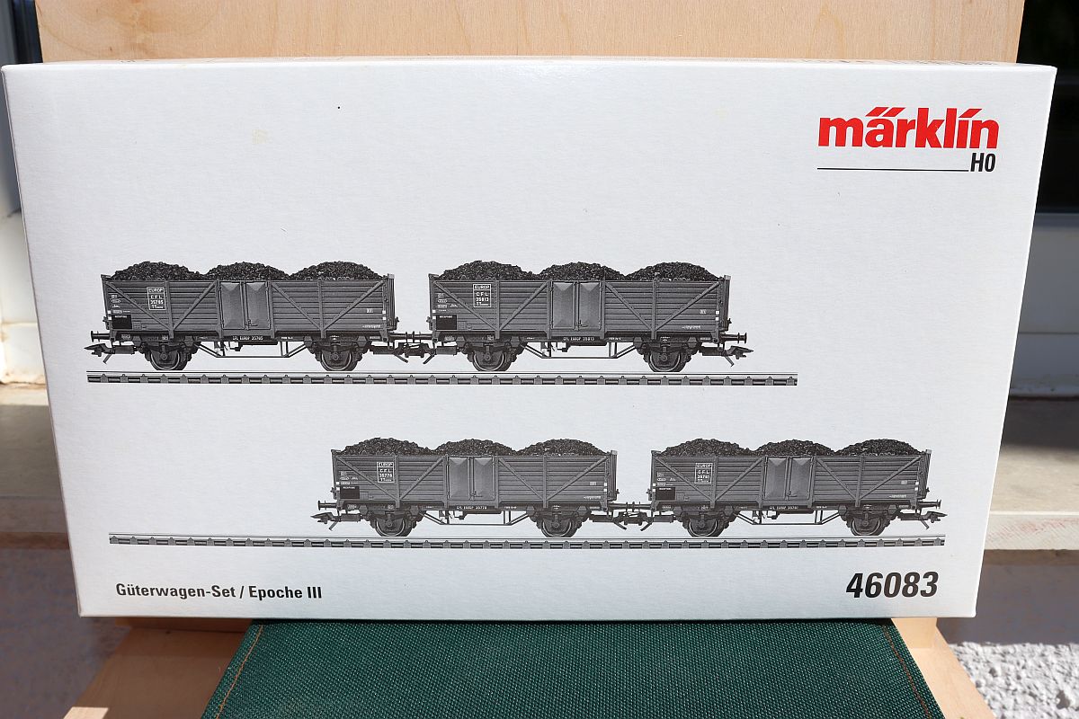 Märklin 46083, Freight car set of 4 high side cars, Era III, for H0 gauge, with original packaging.