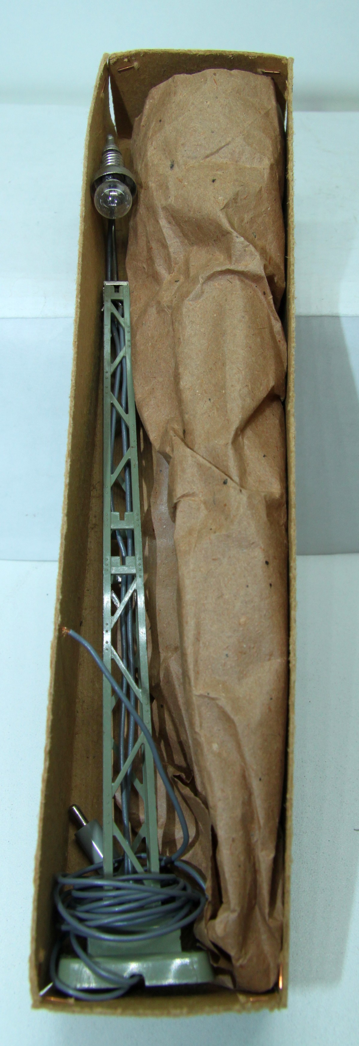 Märklin 7046, Bogenlampe mit Gittermast, mit Originalverpackung