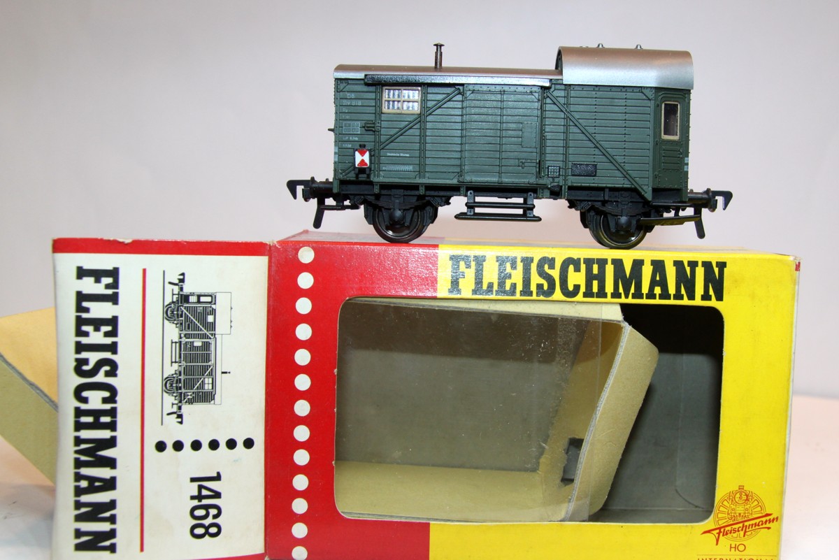 Fleischmann 1468, Güterzug-Begleitwagen, AC, Spur H0, ohne einwandfreie OVP