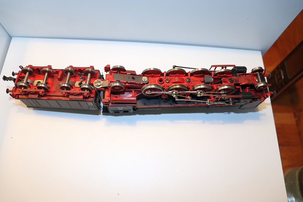 Rivarossi SW20802, Dampflok mit Tender BR 39 127 der DB, schwarz, DC, Spur H0, 