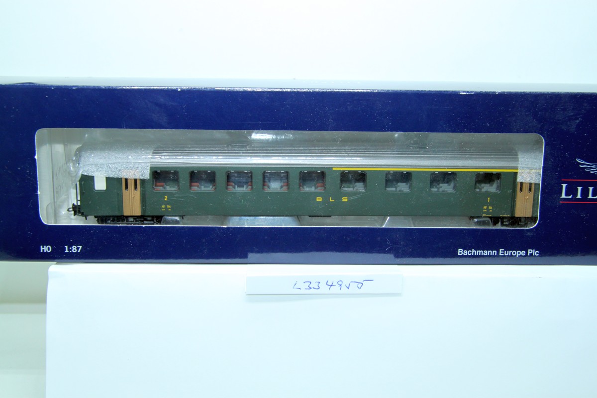 Liliput L334955, Schnellzugwagen, Nachbildung eines 1./2. Klasse Schnellzugwagens Bauart EW I der BLS