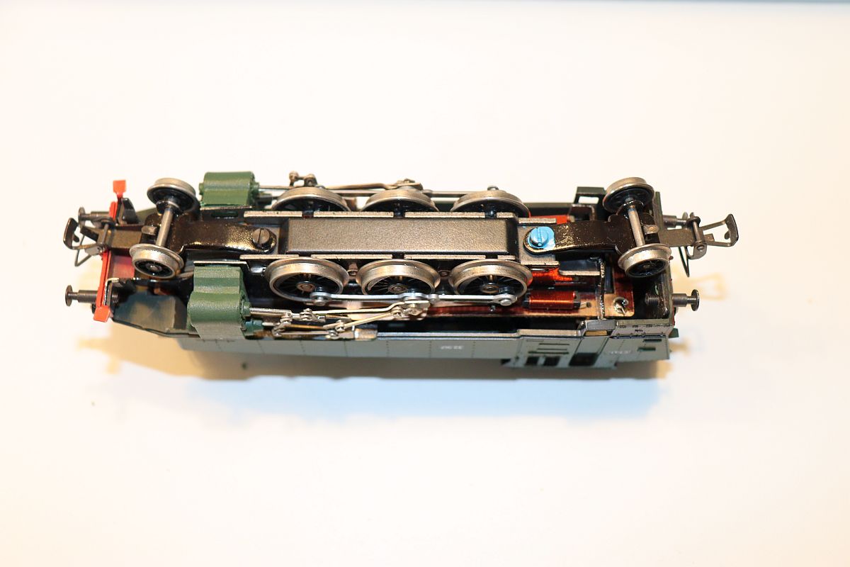 Piko SW20797, steam locomotive SNCF, black green, ETAT 32 917 with 2 covered freight wagons, DC, gauge H0, see pictures