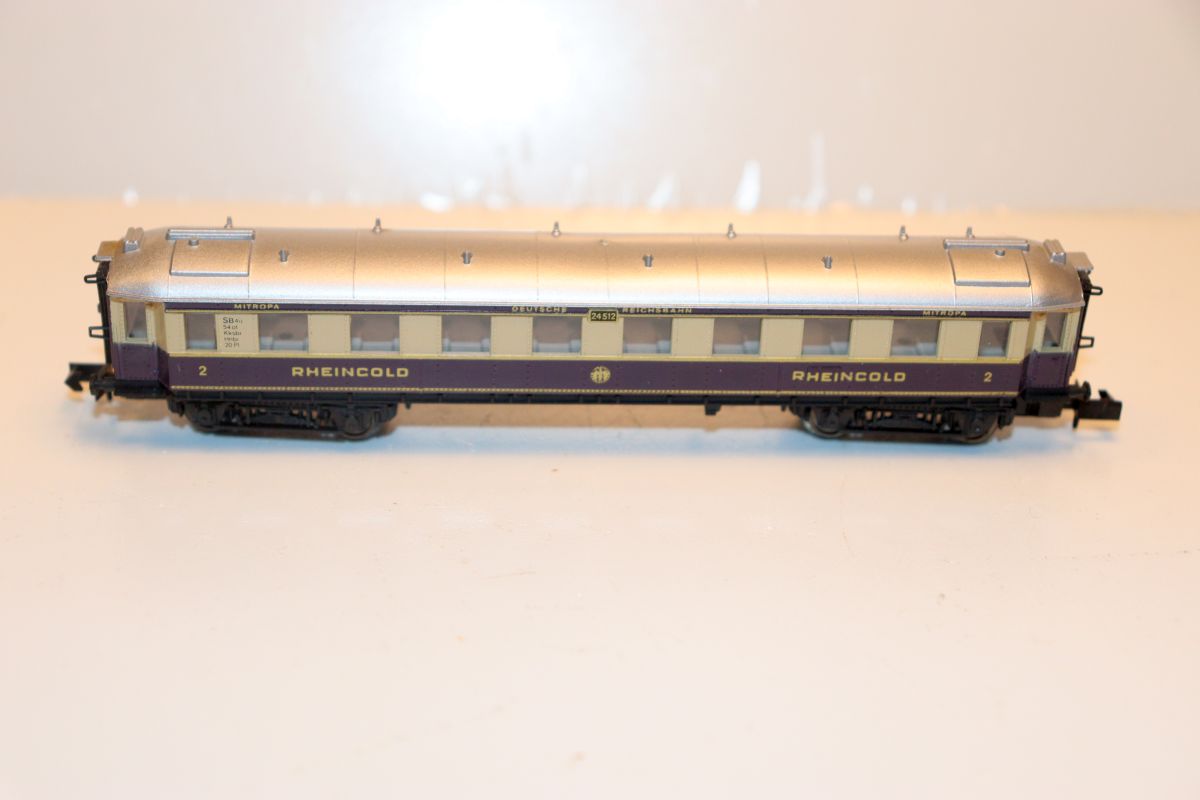 Arnold  SW22256, DZugwagen "Rheingold", 2.Klasse, DC, Spur N