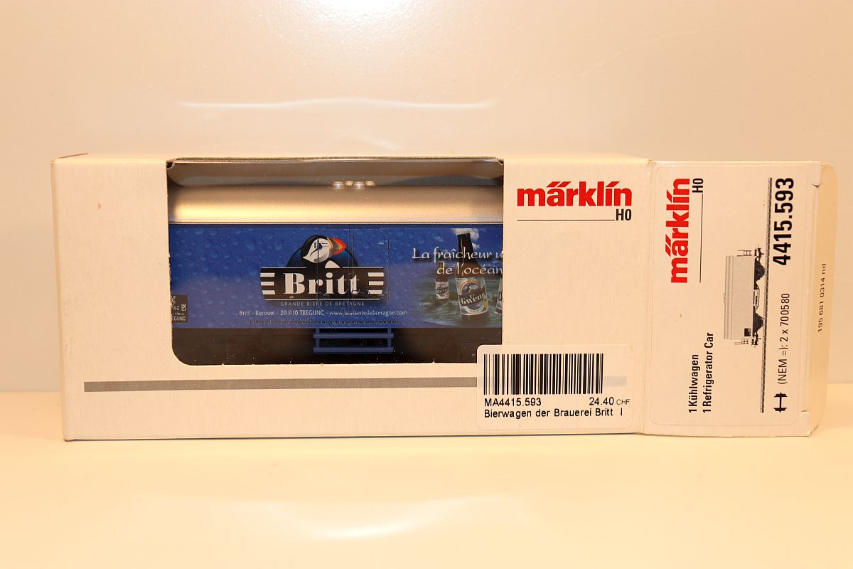 Märklin 4415.593, French State Railways SNCF refrigerator car, Britt brewery refrigerator car, AC, 