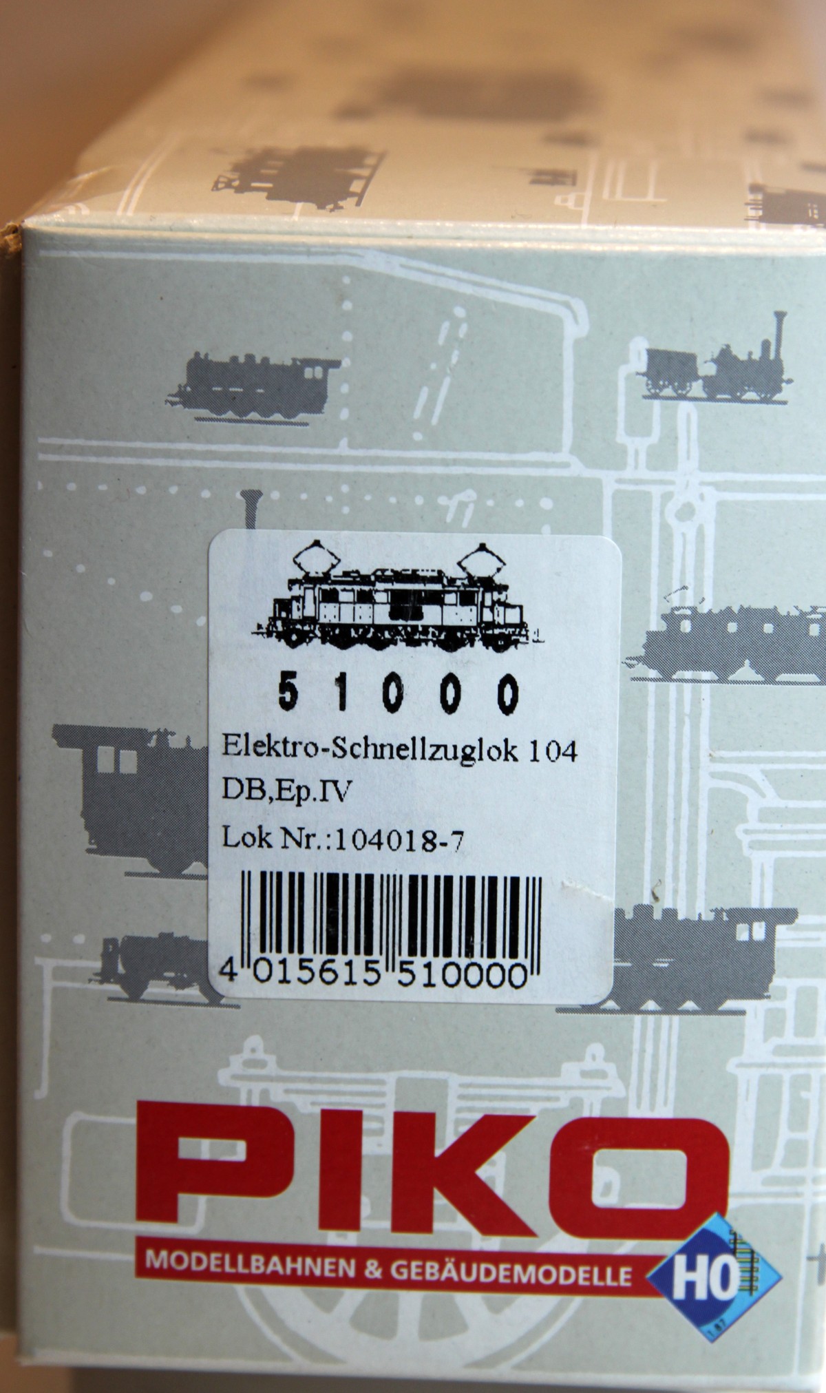 Piko 51000, electric locomotive BR E 104 018 7 of the DB, green, 