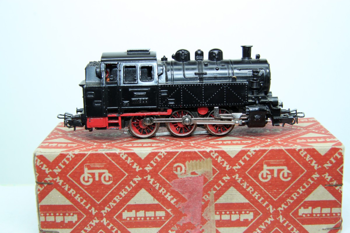 Märklin 3004, TM 800,  alte Guss-Dampflok