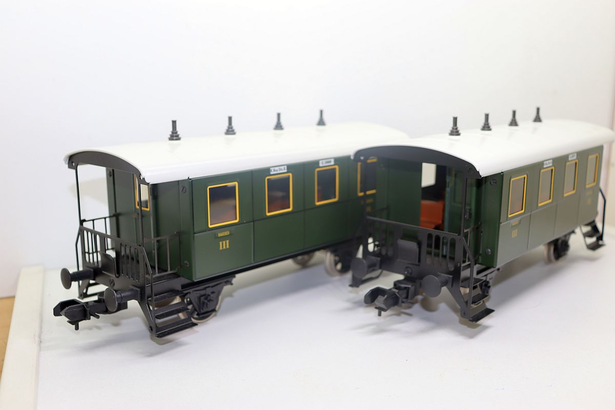 Märklin 54104, Bavarian local railway train with locomotive "Donauwörth" and 2 local railway passenger coaches, for gauge 1, without original packaging