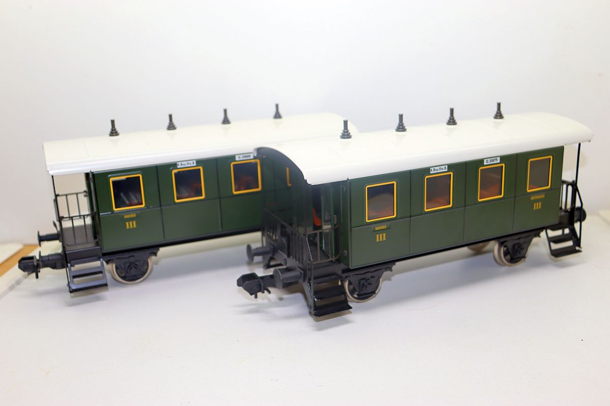 Märklin 54104, Bavarian local railway train with locomotive "Donauwörth" and 2 local railway passenger coaches, for gauge 1, without original packaging
