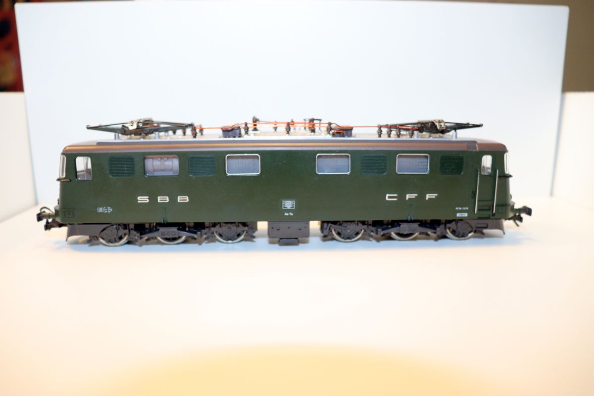 Roco 4195, Elektrolok BR Ae 6/6 der SBB CFF FFS, grün, DC, für Spur H0, siehe Bilder