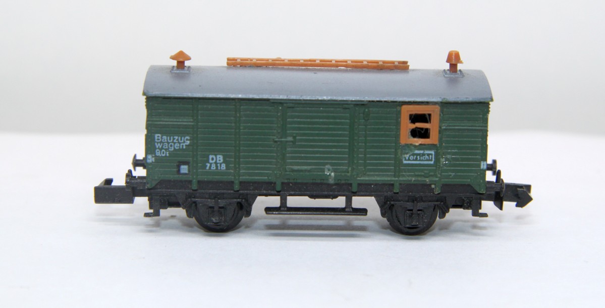 Arnold 4640 covered freight wagon DB construction train wagon, DC, N-gauge