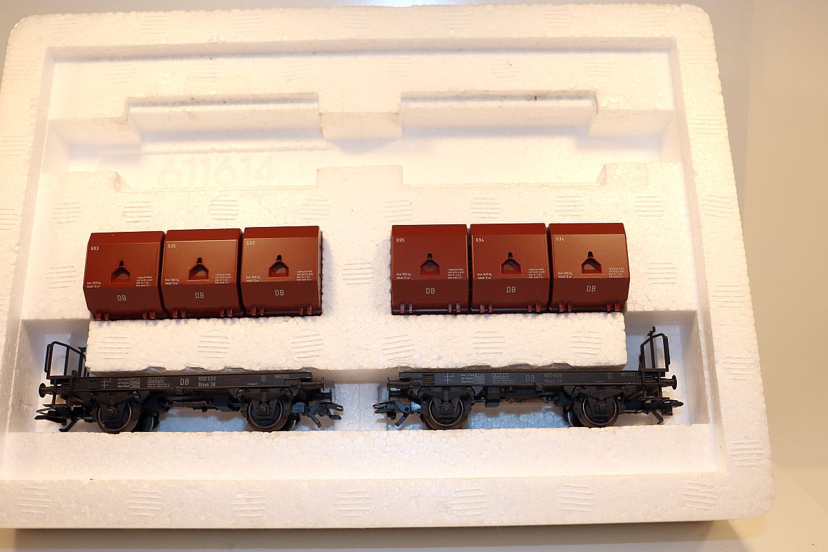 Märklin 48271, Car Set - consisting of 2 container cars, AC, H0 Gauge