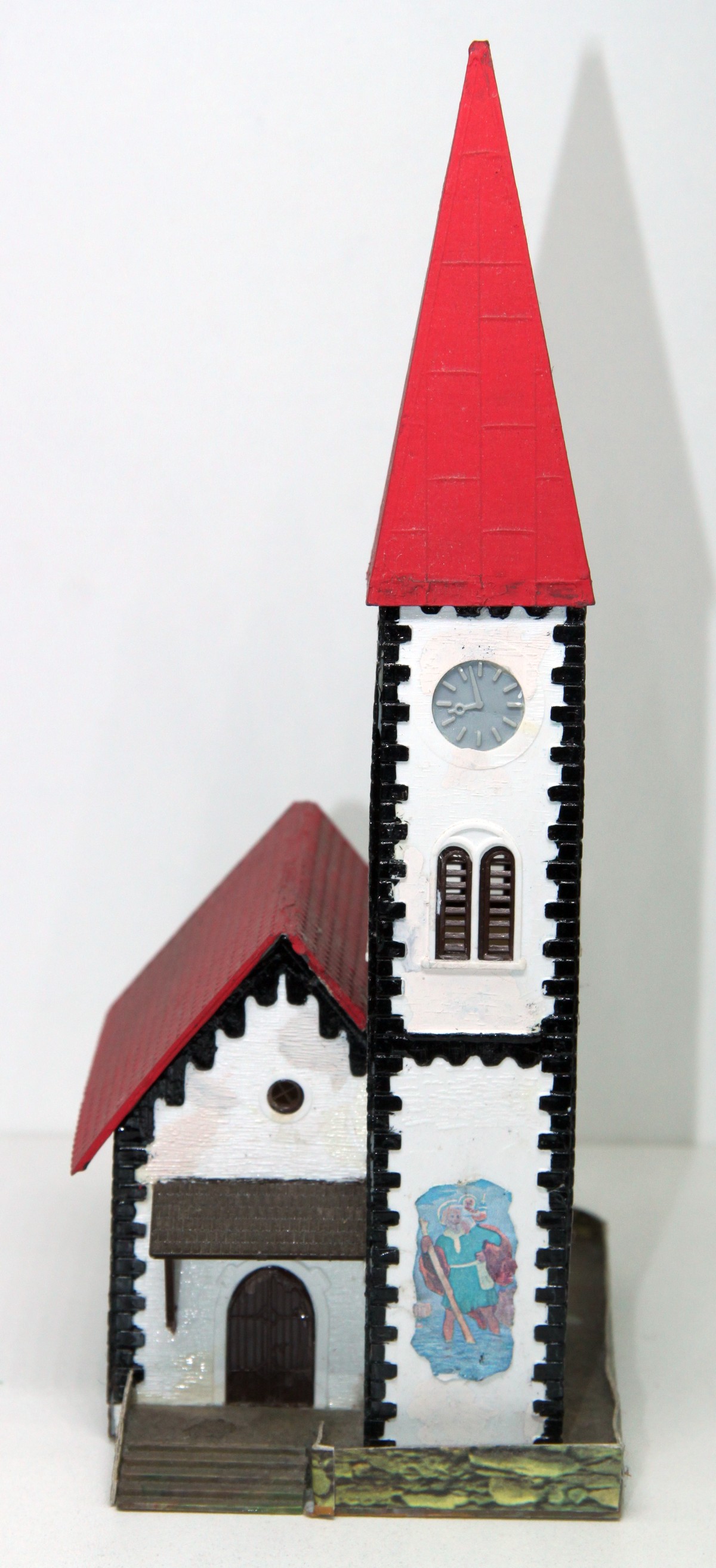 Modellbau Kirche schwarz/weiß (bereits aus Bausatz zusammengebaut), für Spur H0, ohne Originalverpackung, siehe Bilder
