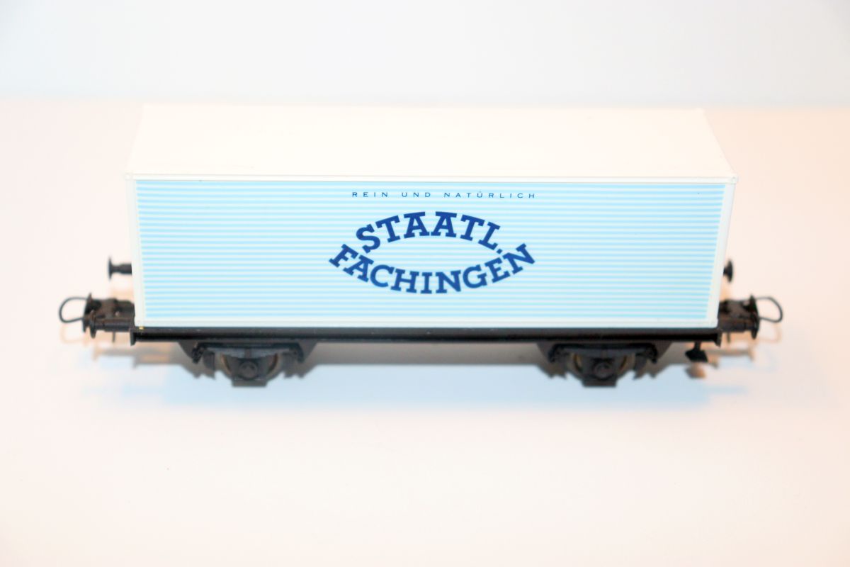  Roco SW22086, Container Car, “Staatl. Fachingen, Pure and Natural,” white/light blue, DC
