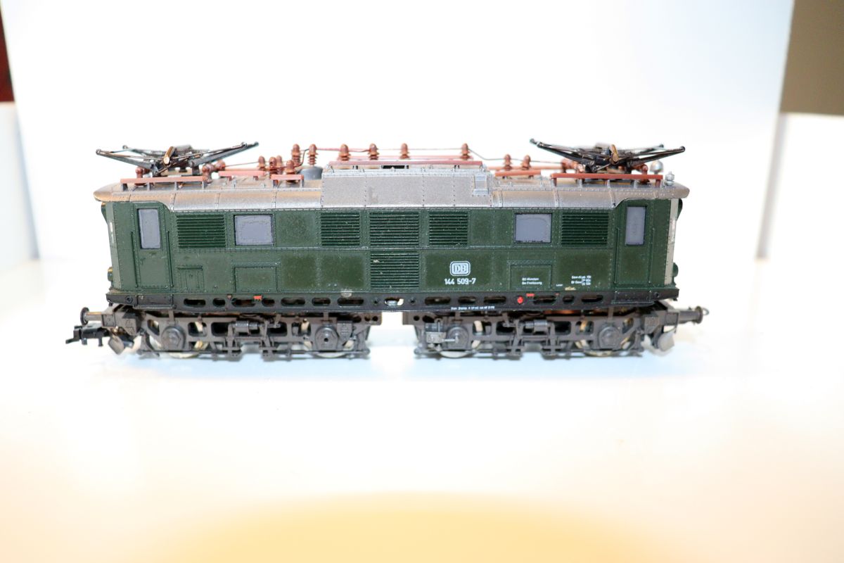 Roco 4130, Elektrolok E 144 509-7 der DB, grün, , DC, für Spur H0, siehe Bilder