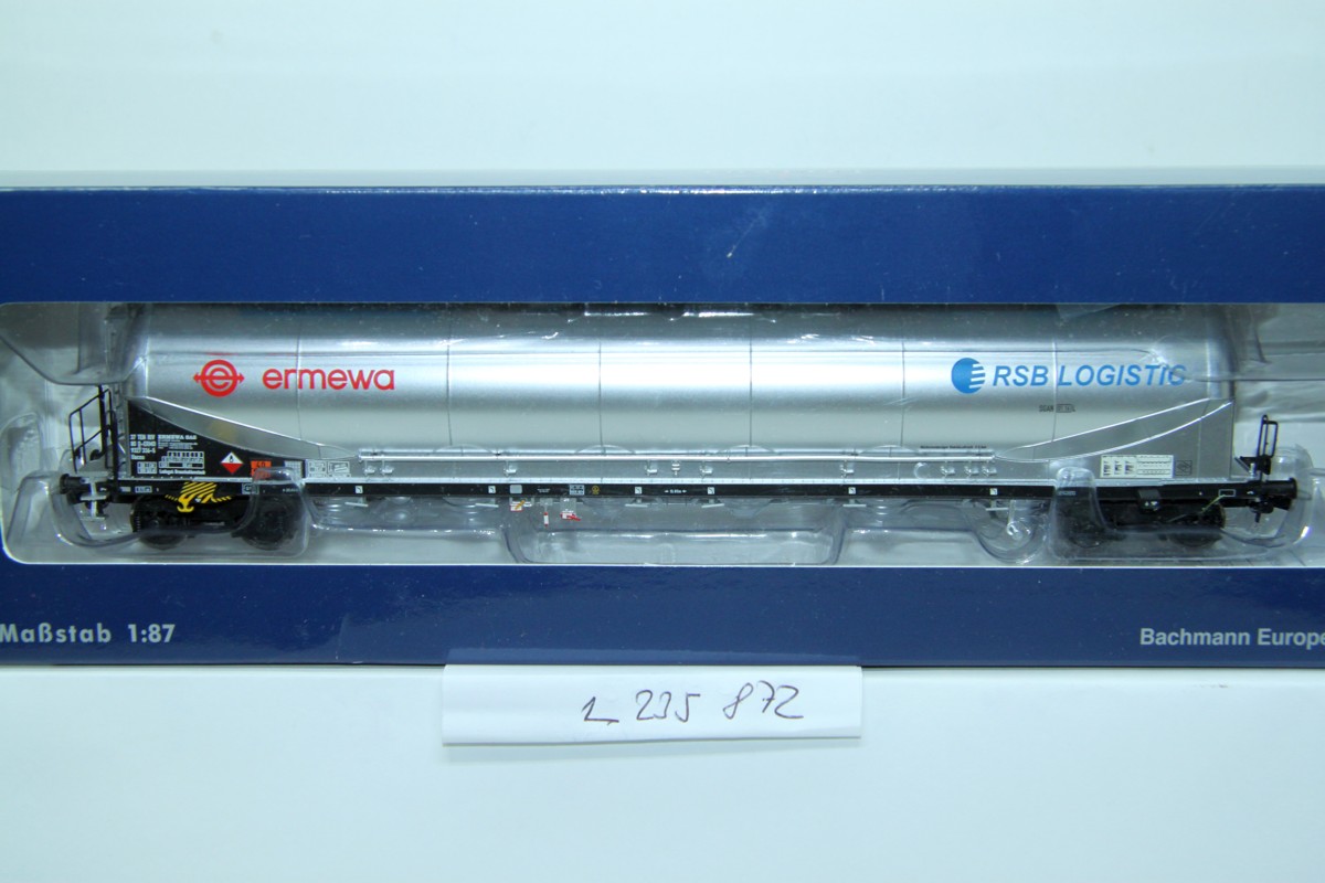 Liliput L235872, Silowagen für Staubguttransport Ermewa/RSB Logistics Bauart Uacns der DB