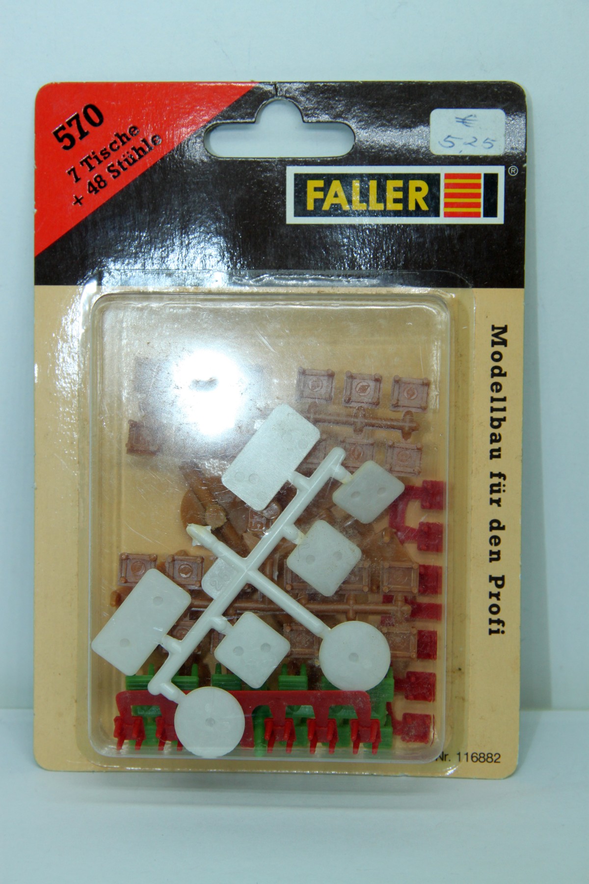 Faller 570, 7 Tische + 48 Stühle, 