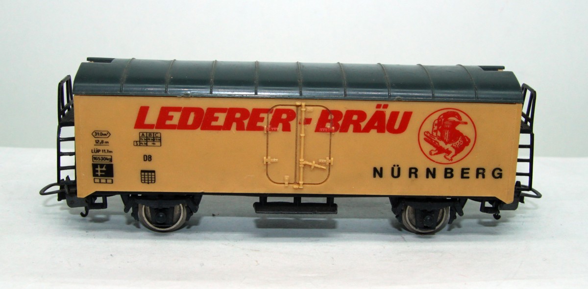 Lima, gedeckter Güterwagen, Bierwagen mit Aufschrift "Lederer Bräu, SW 15531, DC, Spur H0, ohne Originalverpackung. Der Wagen kommt von einer Anlage, siehe Bilder