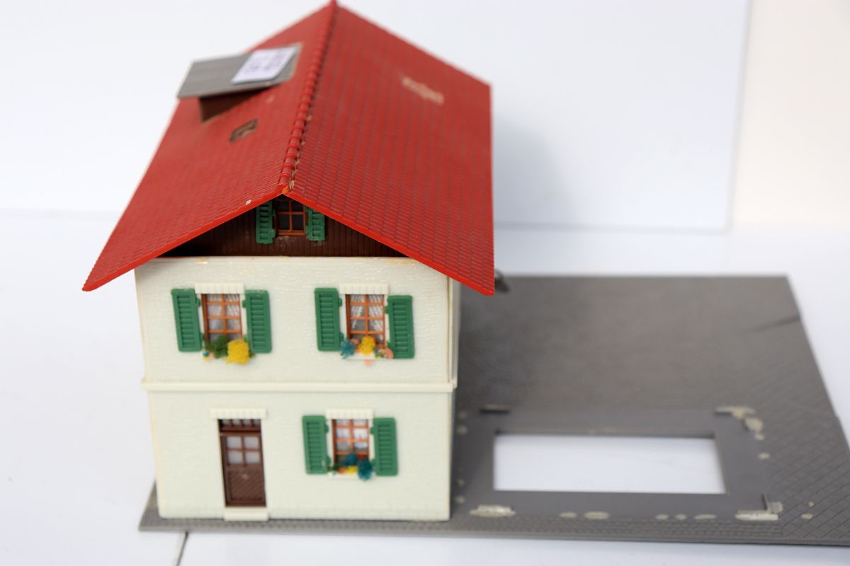 Modellbau SW20056, Zweifamilienhaus, Spur H0
