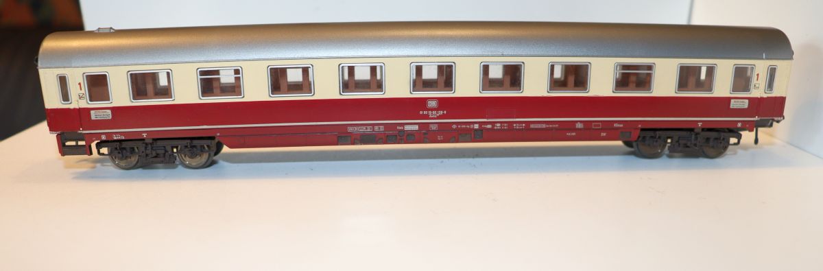 Fleischmann 5169, passenger coach TEE compartment coach 1st class of DB, DC, with interior lighting, for gauge H0, 