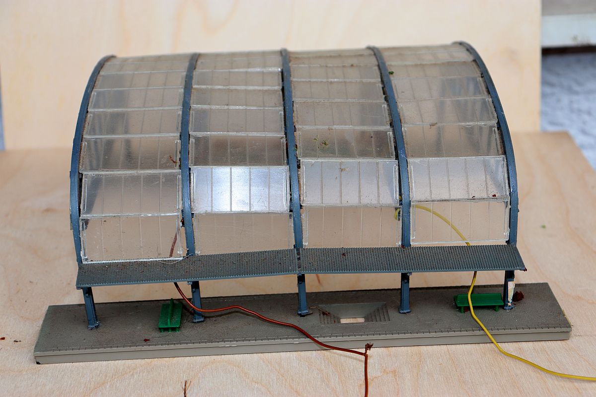 N scale model, platform roof, SW19261,