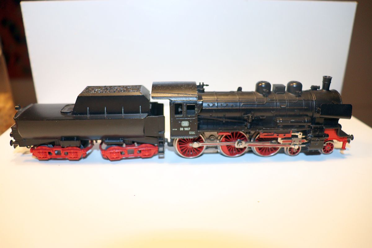 Primex 3010, steam locomotive with plastic tub tender BR 38 of the DB, cast iron body, inscription company no. 38 1807 