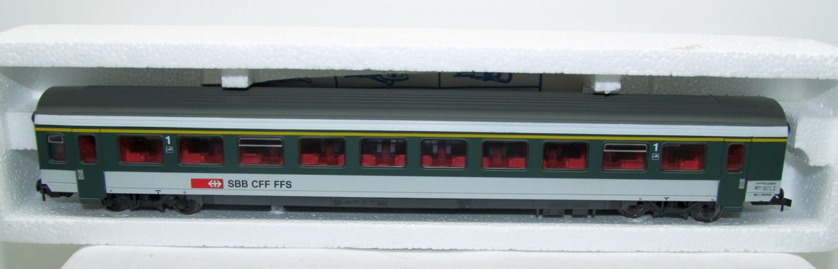 Roco 44201 B, EC Reisezugwagen, Epoche IV, 1.  Klasse, DC, Spur H0, in Originalverpackung, siehe Bilder
