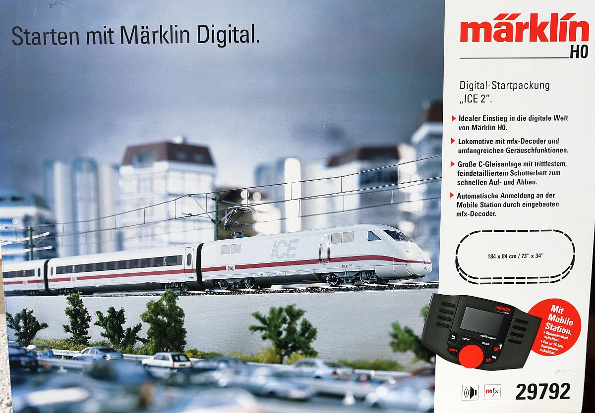 Märklin 29792, Digital Start-Set ICE 2, Baureihe 402 3-teilig der DB AG in Epoche V , mfx Sound
