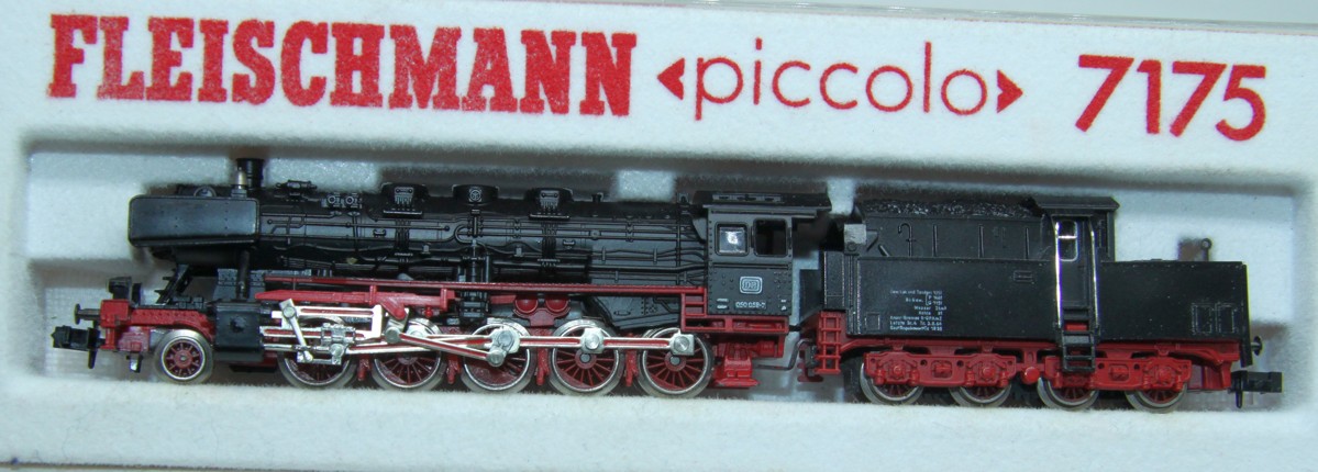 Fleischmann 7175, Schlepptenderlokomotive der DB, BR 050-053, Epoche IV