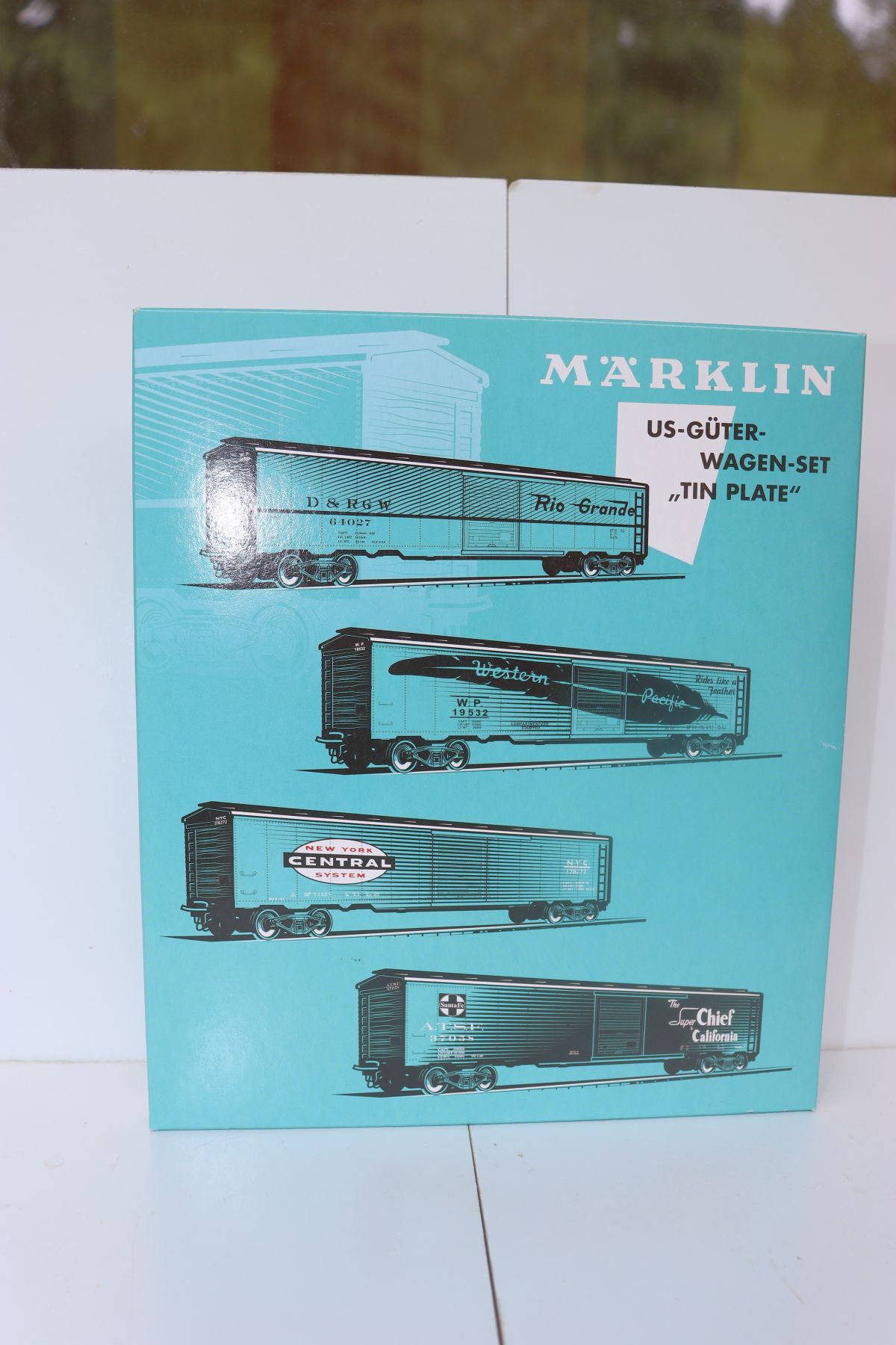 Märklin 45712, Set mit 4 "Tin Plate" US-Box Cars, bestehend aus Rio Grande, Western Pacific, New York Central und Santa Fe