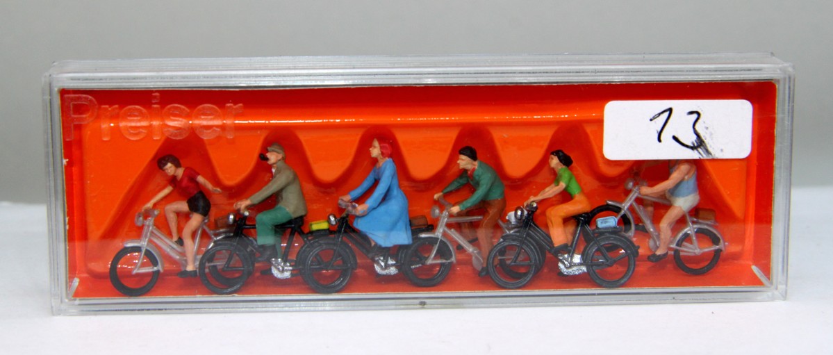  Preiser 10091, Radfahrer, 6 Figuren auf Fahrräder, für Spur H0, in OVP