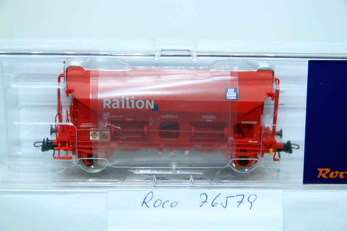 Roco 76579, Schwenkdachwagen, Bauart Tds, der Deutschen Bahn AG in verkehrsroter Lackierung, DC, Spur H0, mit Originalverpackung