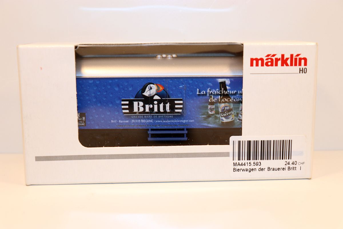 Märklin 4415.593, French State Railways SNCF refrigerator car, Britt brewery refrigerator car, AC, 