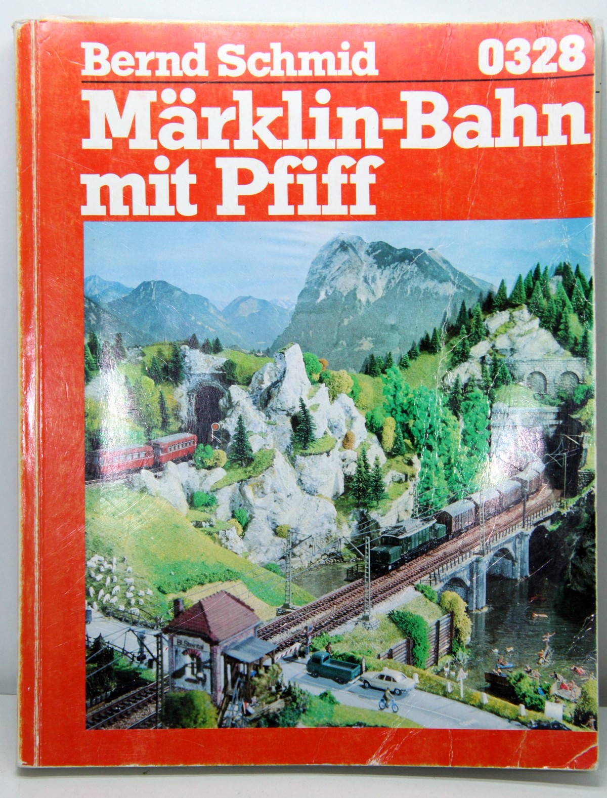 Buch 20, Autoren: Bernd Schmid, Titel: Märklin Bahn mit Pfiff