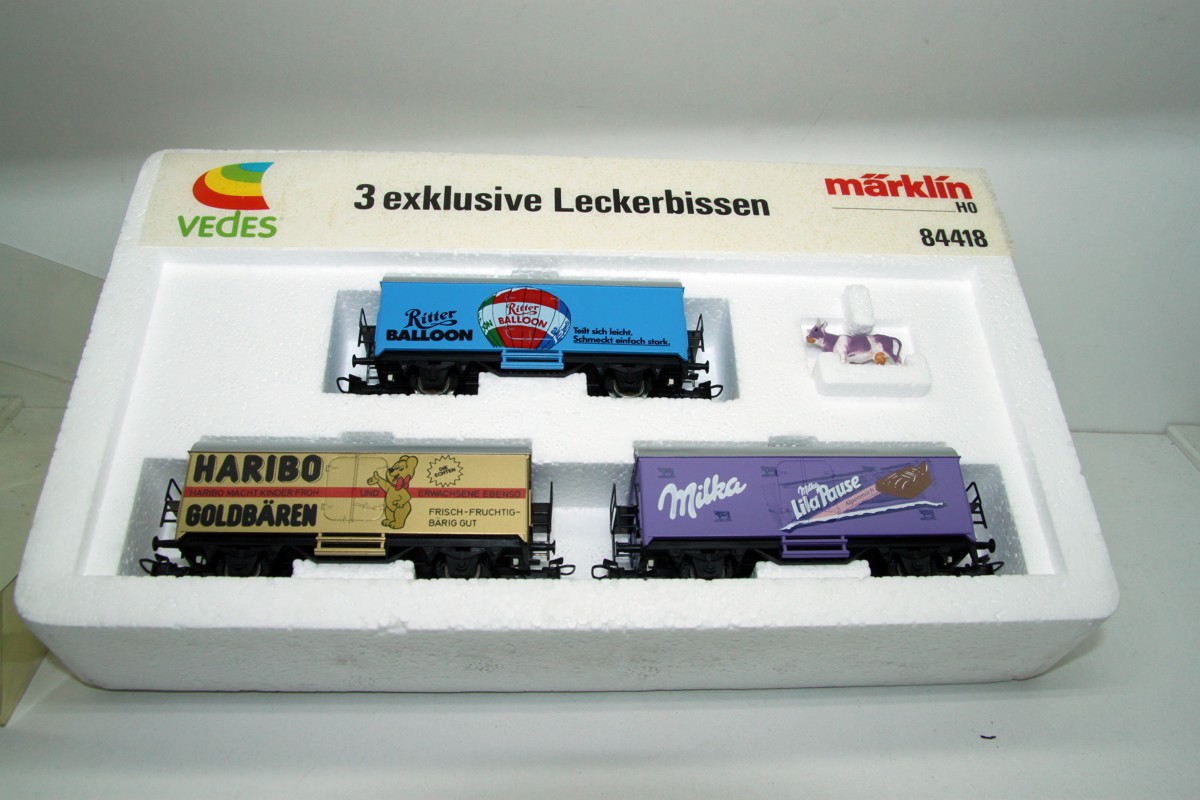 Märklin 84418, Güterwagen-Set  mit Aufschrift "3 exklusive Leckerbissen", siehe Bilder,  AC, Spur H0, mit Originalverpackung. 